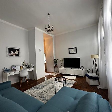 Pure Of Joy City Centre Apartment Subotica Bagian luar foto