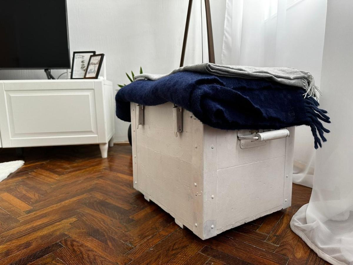 Pure Of Joy City Centre Apartment Subotica Bagian luar foto